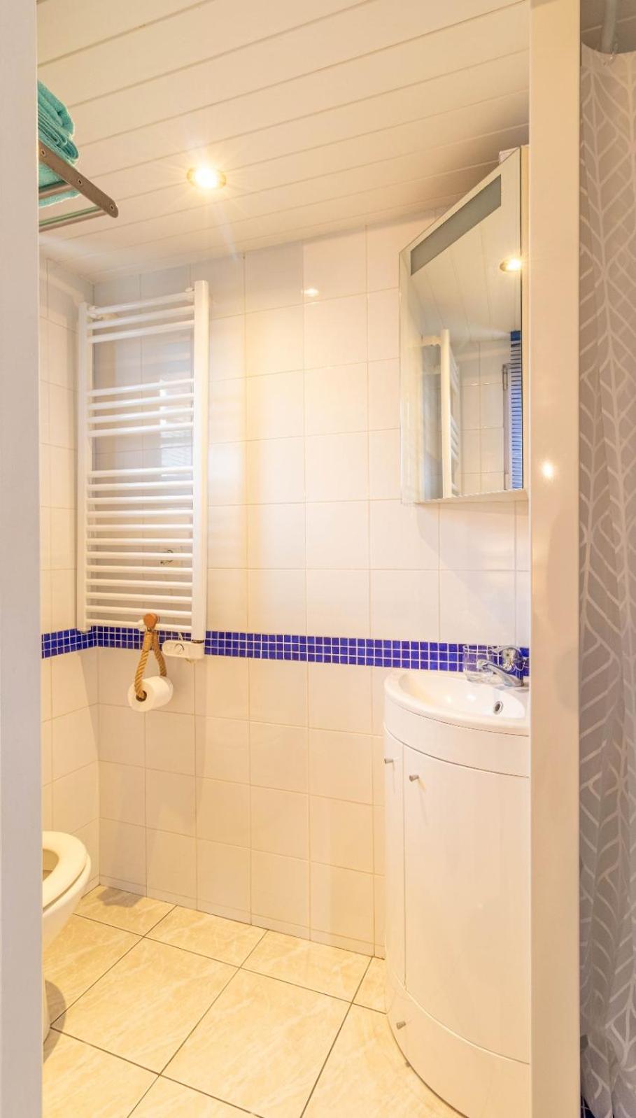 Jolie Petite Maison Climatisee Parking Prive กูฌ็อง-เมสทราส ภายนอก รูปภาพ
